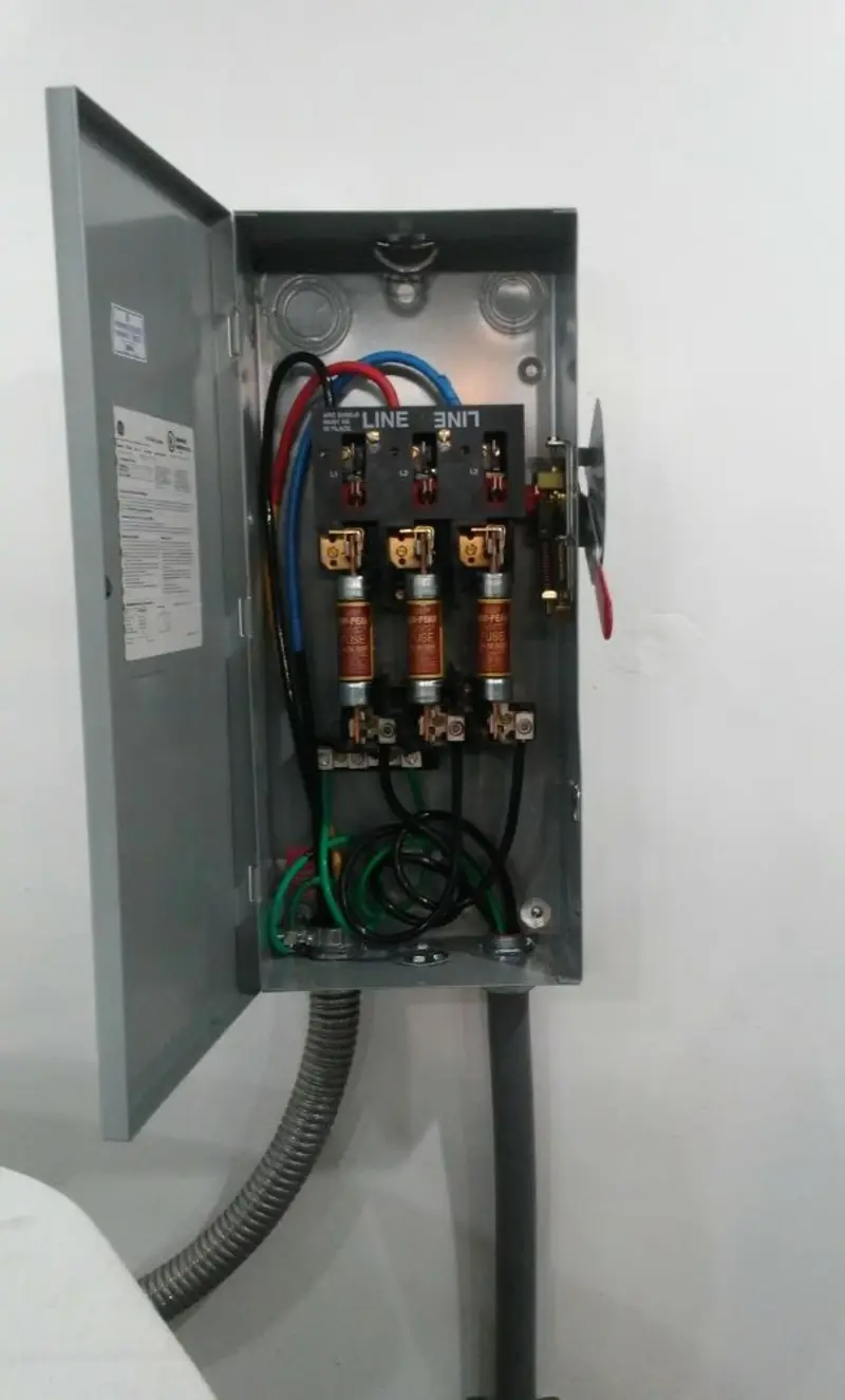 Three-phase disconnect switch installed for Smoke Detector Installation in Birch Run